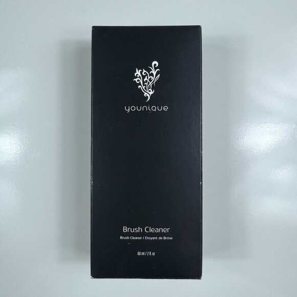 Younique Cosmetic Brush Cleaner NIB Spray Pump Bottle 2 fl. oz. Authentic - Picture 1 of 5